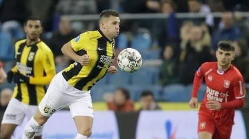 他在比赛中 他在比赛中