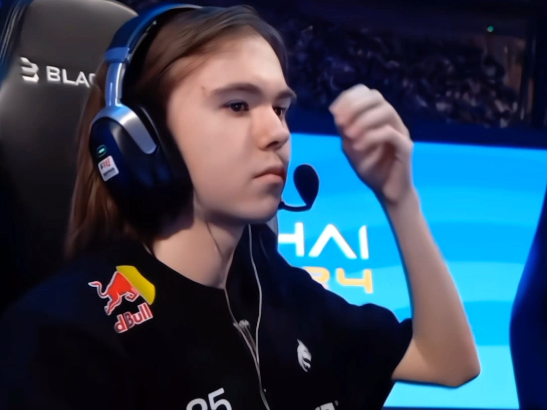 的关注和讨 的关注和讨