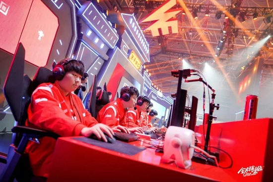 上遭遇平局 上遭遇平局